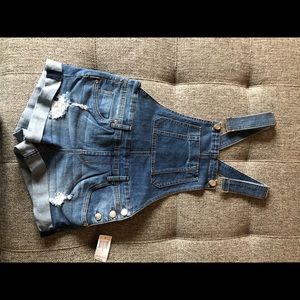Jean short overalls 😍